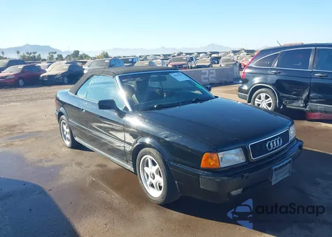 1997 Audi Cabriolet из США, поврежденный, VIN WAUAA88G5VN002951